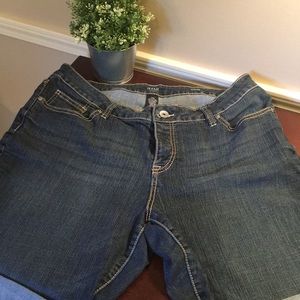 Ana Short! Size 20W! In great condition!